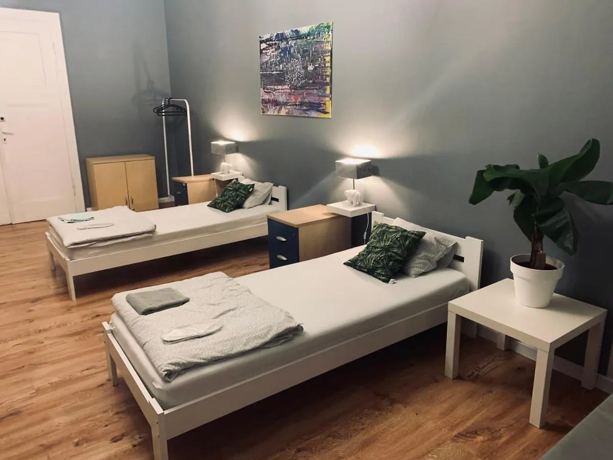Chilli Hostel فروتسواف